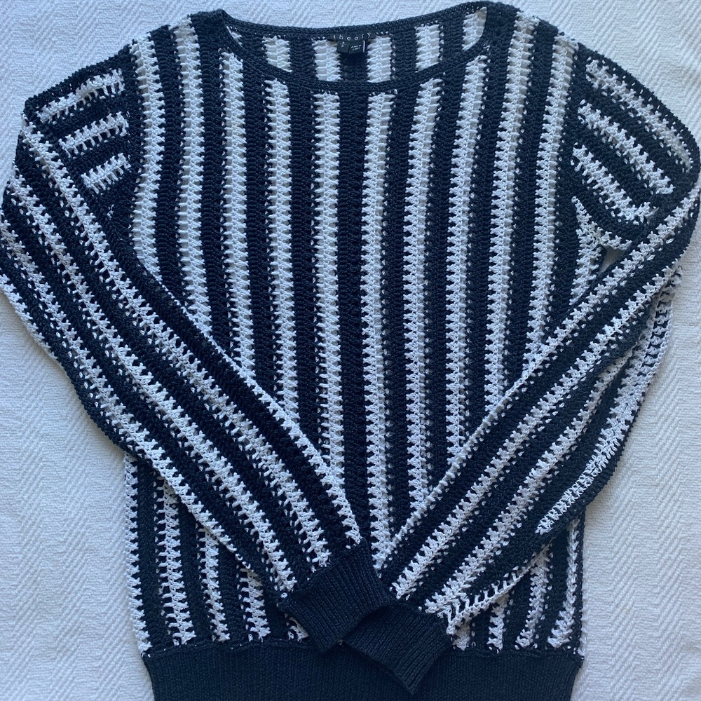 Theory Linen Blend Crochet Sweater- Navy/White